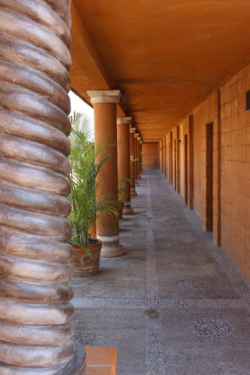 Hôtel Vida En El Lago à Tepecoacuilco de Trujano Extérieur photo